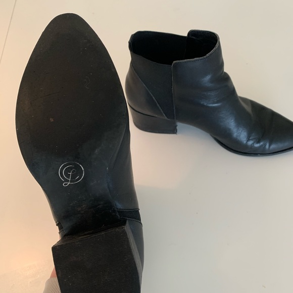 Black booties - Picture 2 of 3